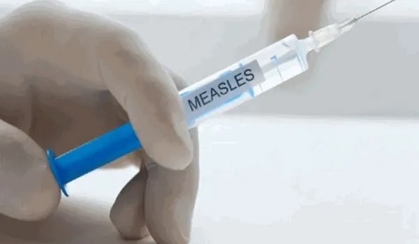 केंद्र सरकार ने राज्यों से कहा- बच्चों को खसरा और रूबेला के टीके की एक अतिरिक्त खुराक देने पर करें विचार